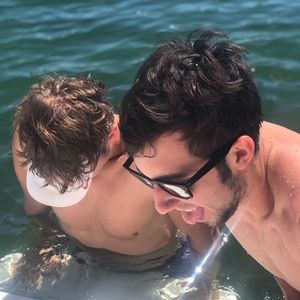 Meet your Posher, Johnny